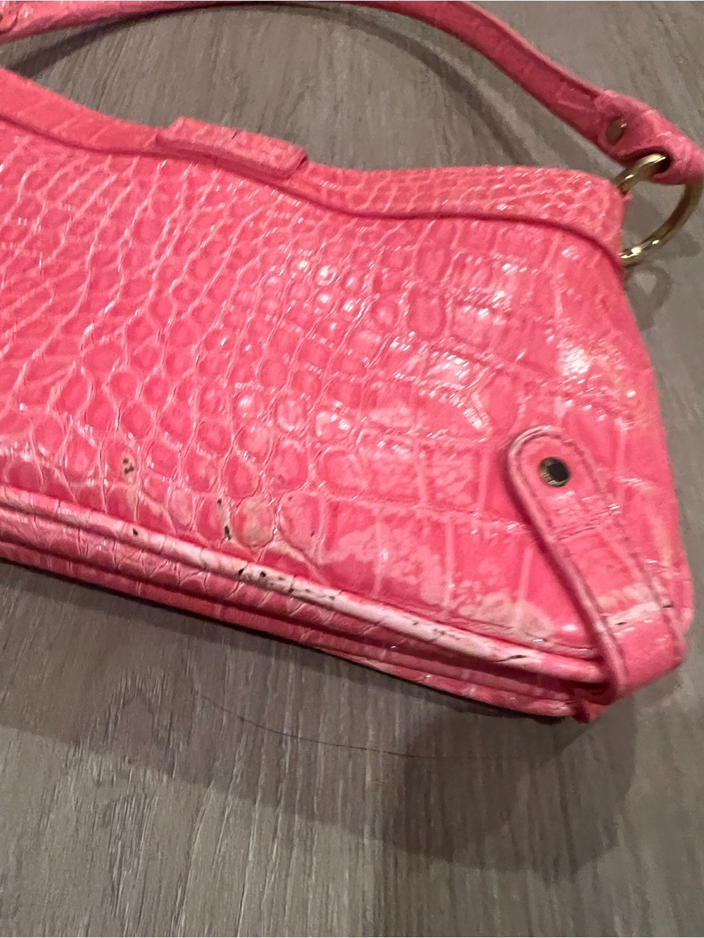 Liz Claiborne Pink Croc-Embossed Shoulder Bag with Gold Ring - Picture 5 of 10
